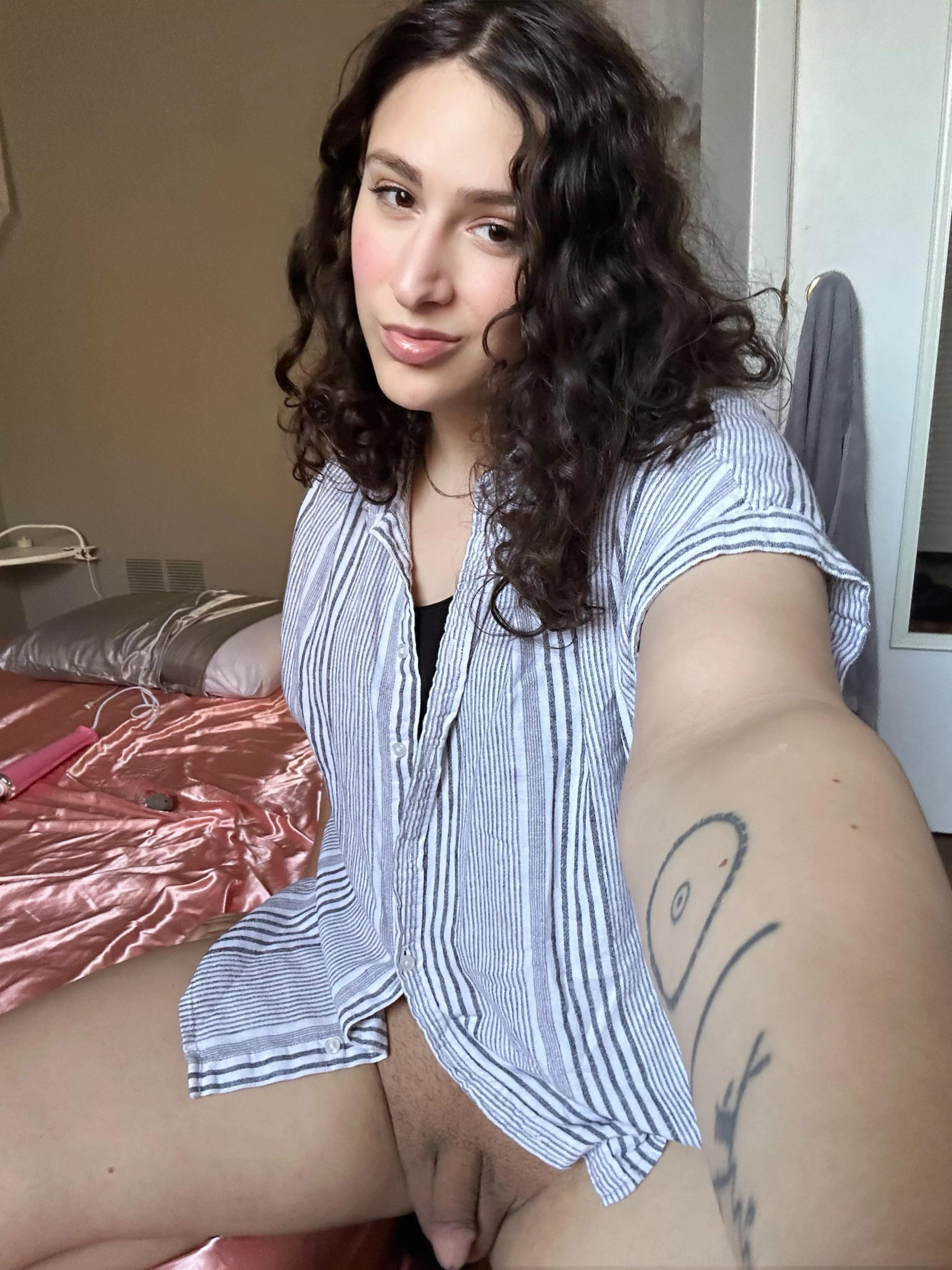 Be honest…how often would we fuck if I was your girlfriend? 🤭 posted by Julian-michaels