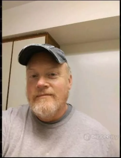 Big dad bear looking for cub/bear/chaser for real love by CorgiDadAlways