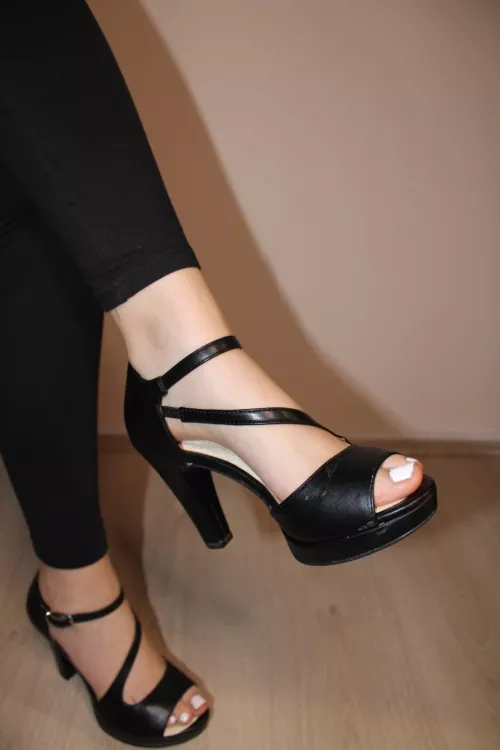 Black Heels are so nice by MistressAmadea