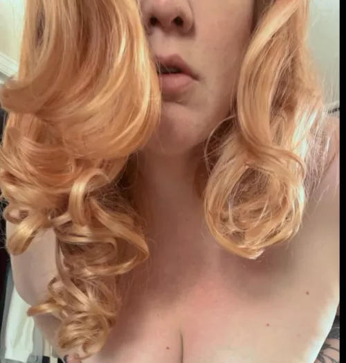 Can I please gaslight your wife? 33F4M online or CO. by PrettyLilKittenWife