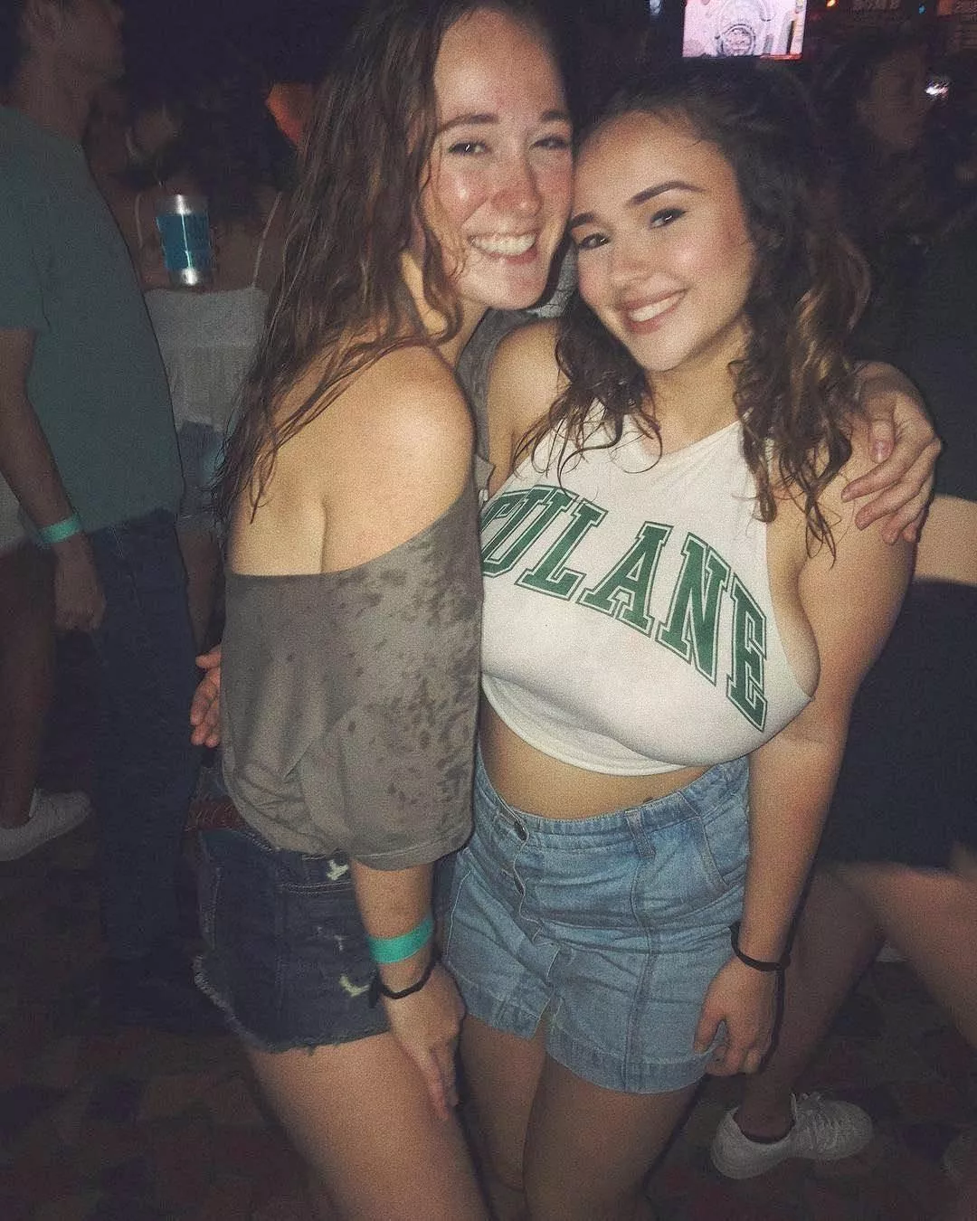 Damn - to be back in college again. posted by DadbodConfidential