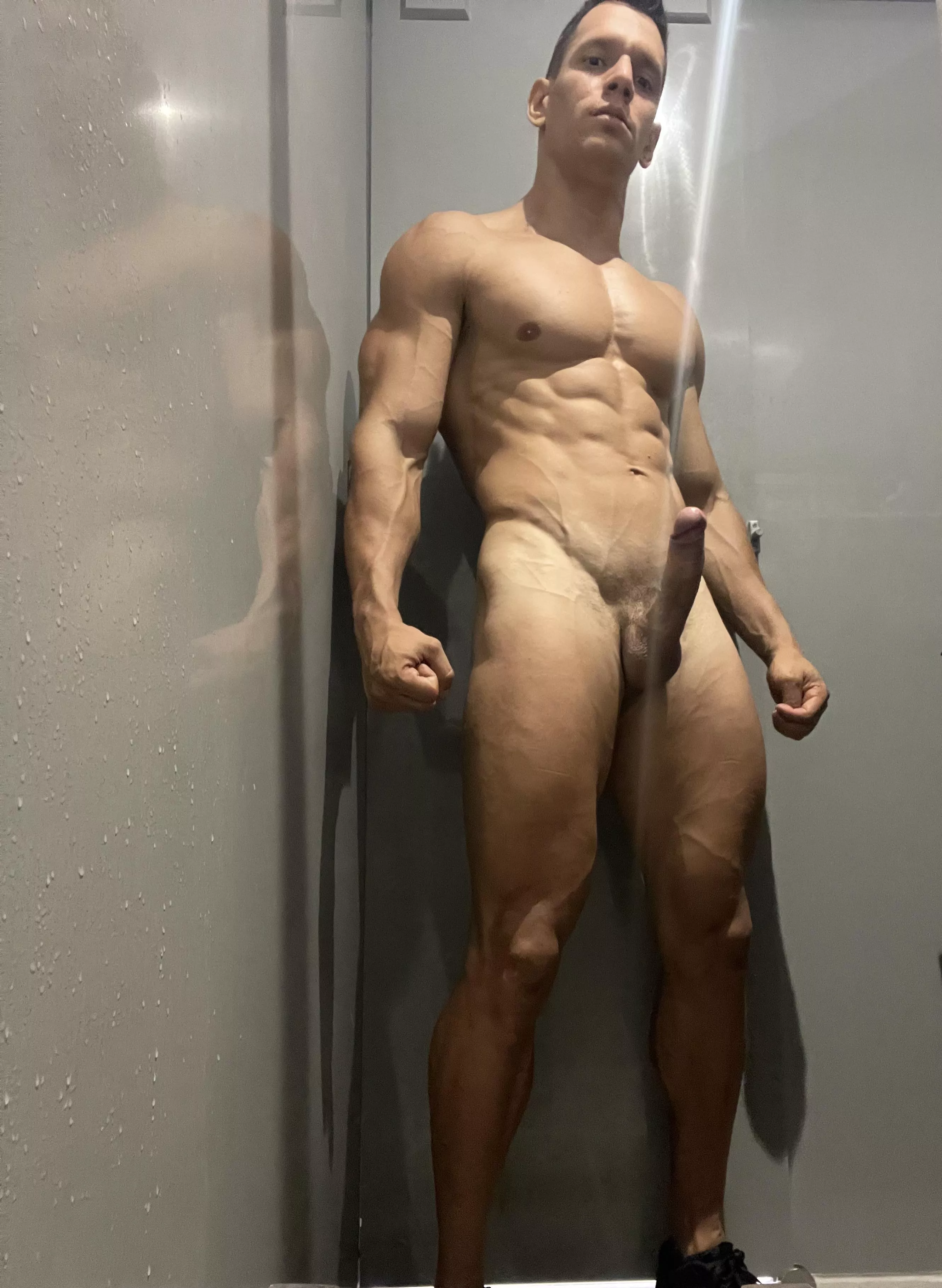 Do you like the view?👀😈🍆 posted by Specialist_Chair_225