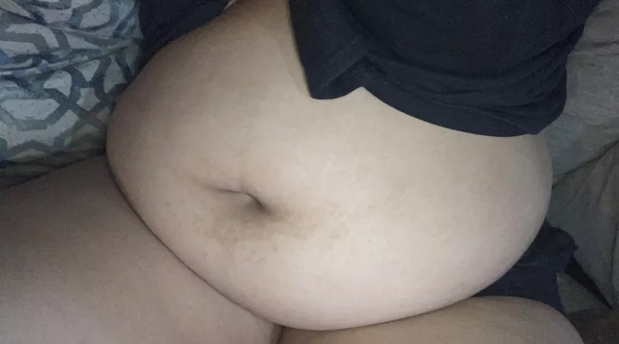 Does it need to be stuffed or am I big enough ? by Lexbian00