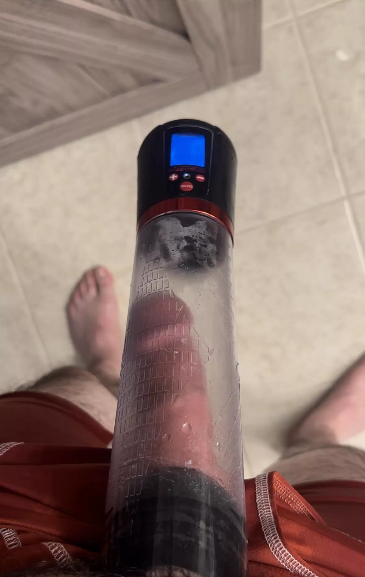 Feeling horny posted by eagerbeaver4u