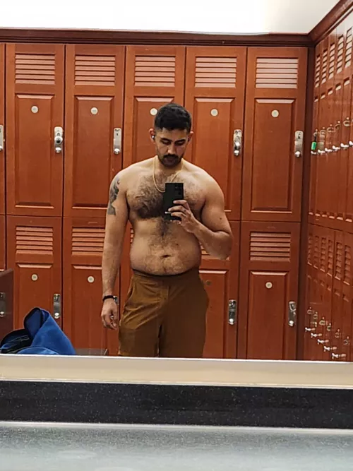 Gonna hop in the sauna after a nice pump, Gonna join me bro? by Arav_fit