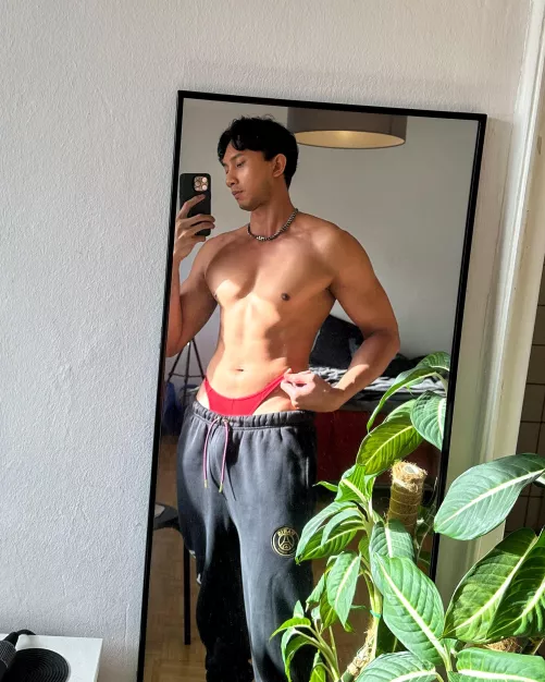 Got new sweatpants by mangoricesticky