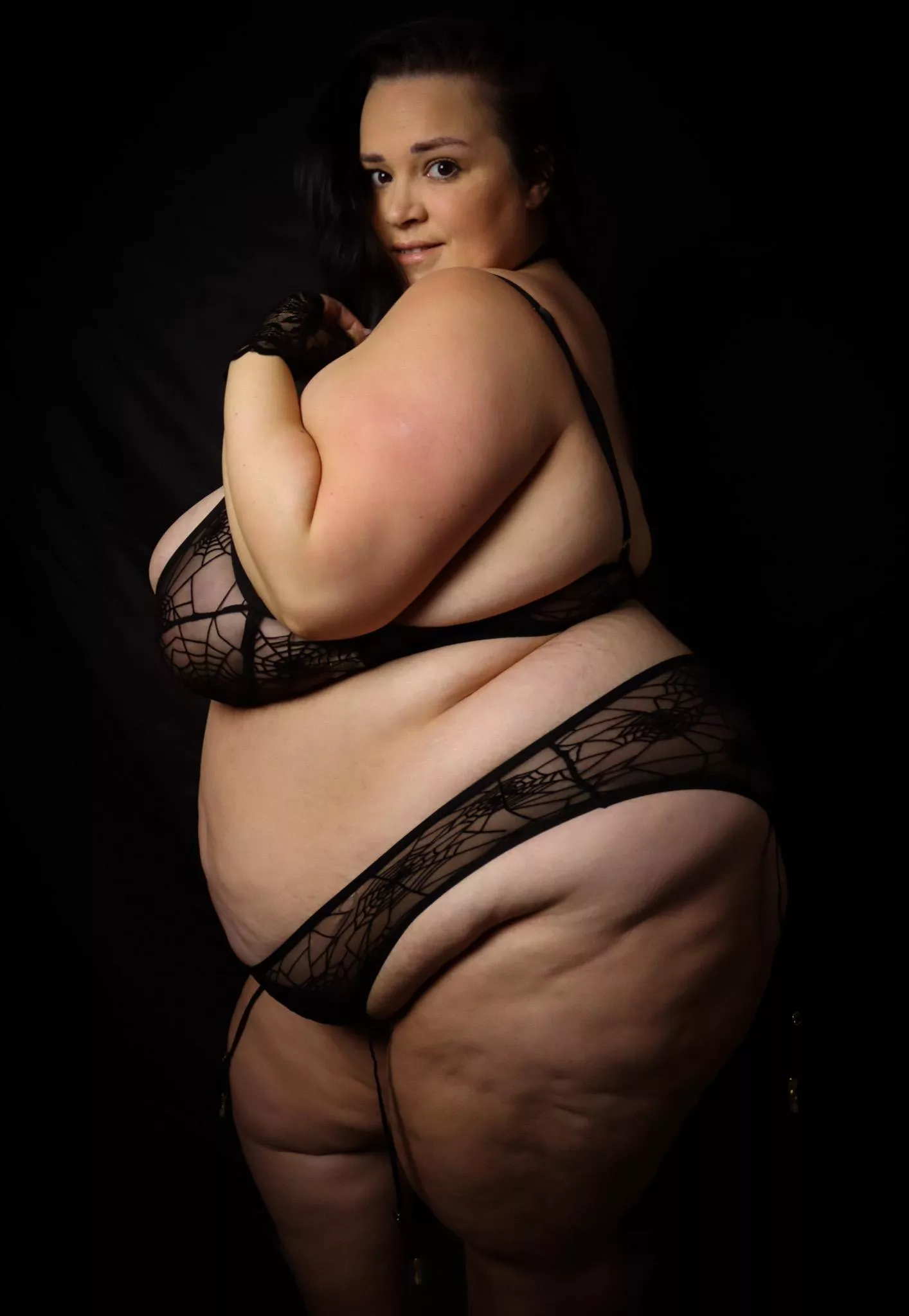 Hi :) posted by Traditional_Glass211