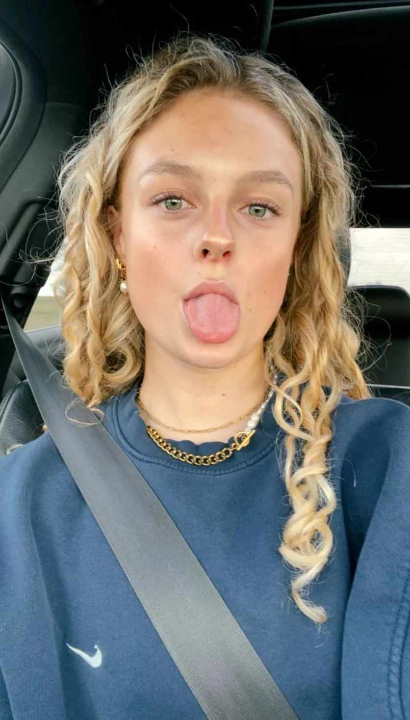 Message me if you can do a tribute of my ex girlfriend 😍 posted by SwishaXO