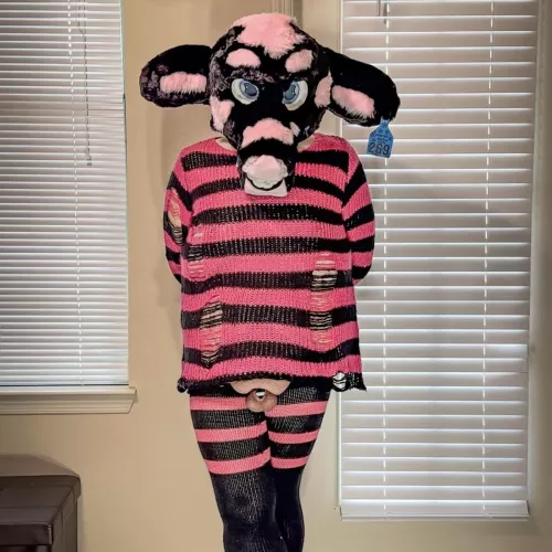 Moo! How might I be of service? 🐮💕💙 by Locked_Bleu