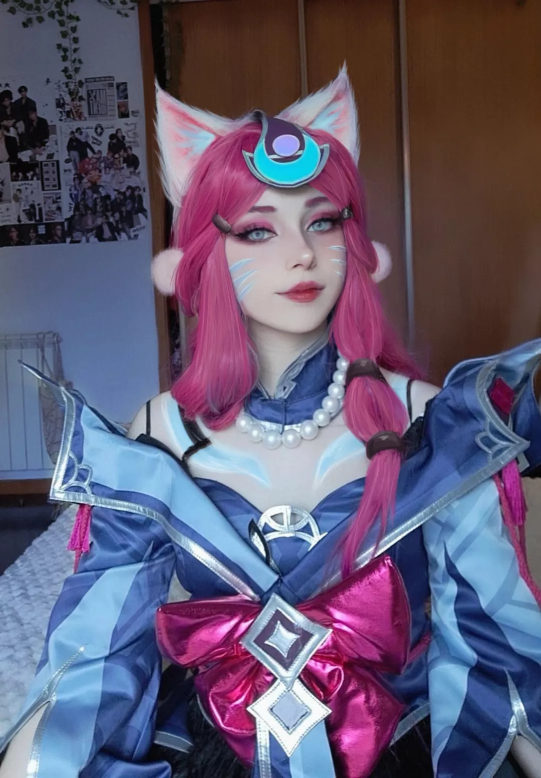 Snow Moon Ahri by vesani.cos posted by vesanii