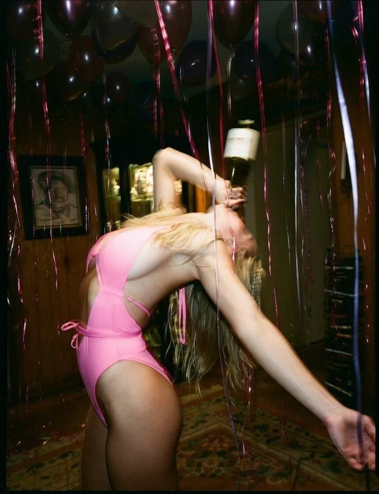 Sydney Sweeney posted by Jake61692