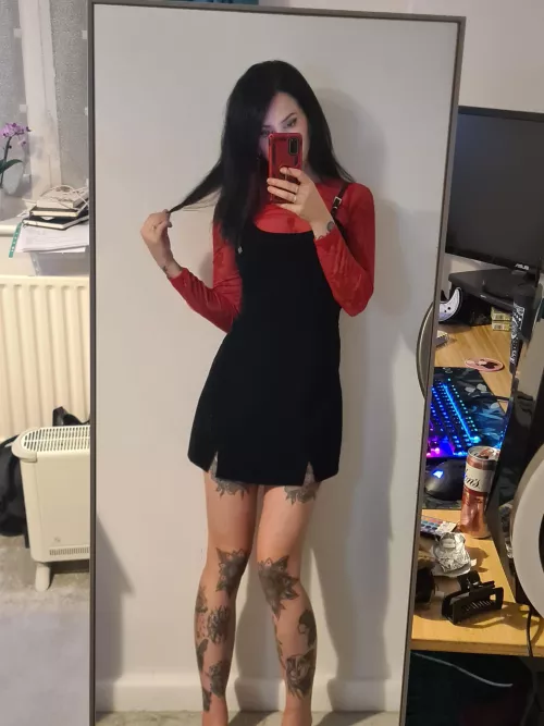 tattooed legs 🥰🖤 by rosemoonxoxo