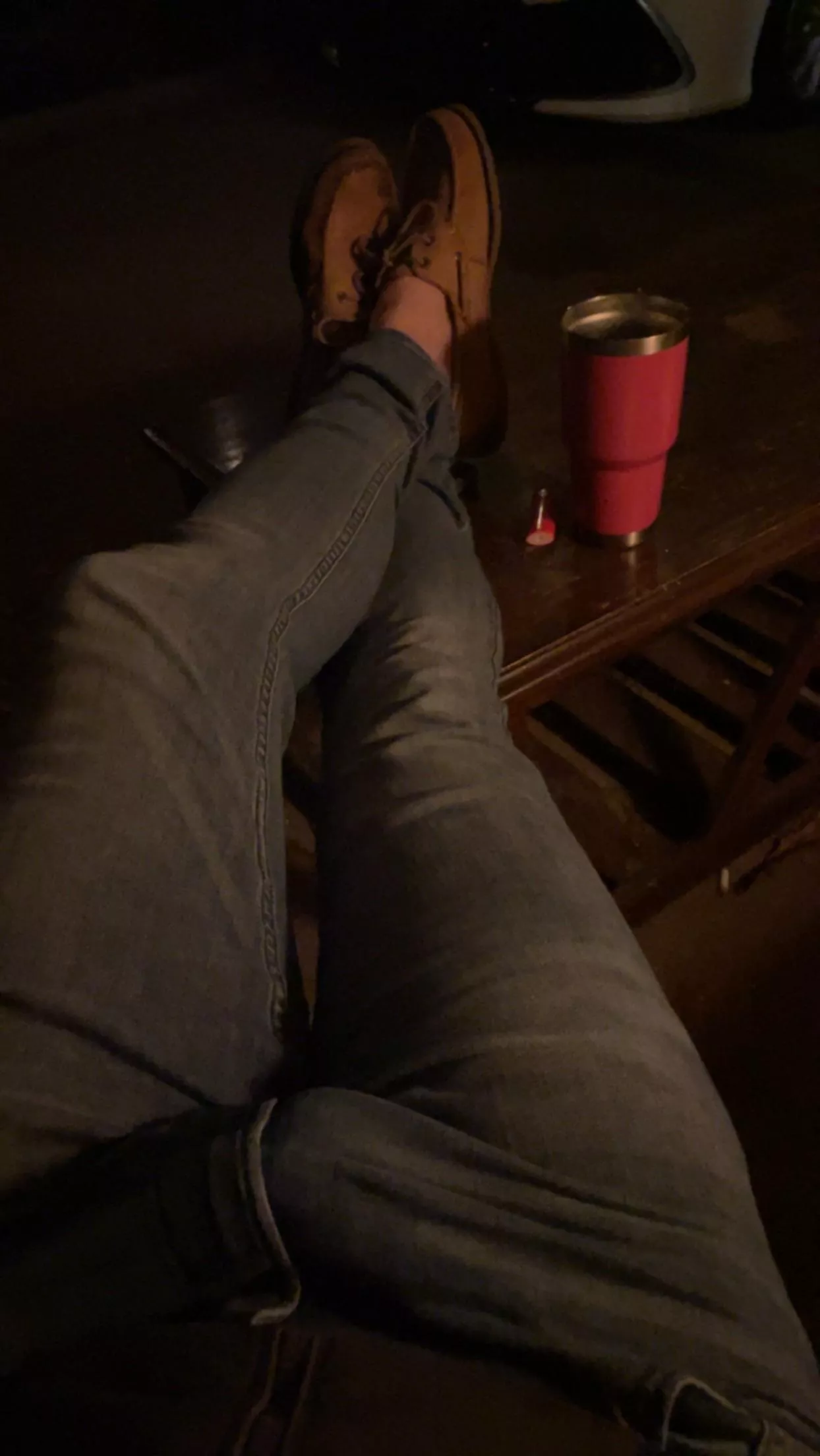 Waiting on my tinder date like… posted by ClamChopzz