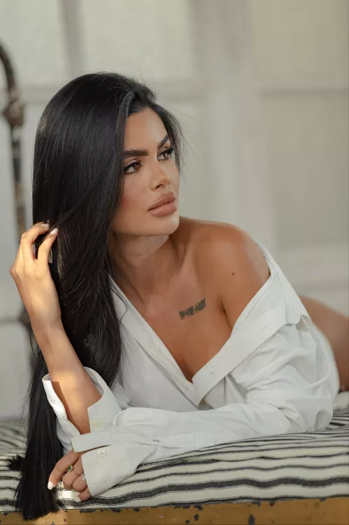 will you help me get this shirt off by invinciblehonesty