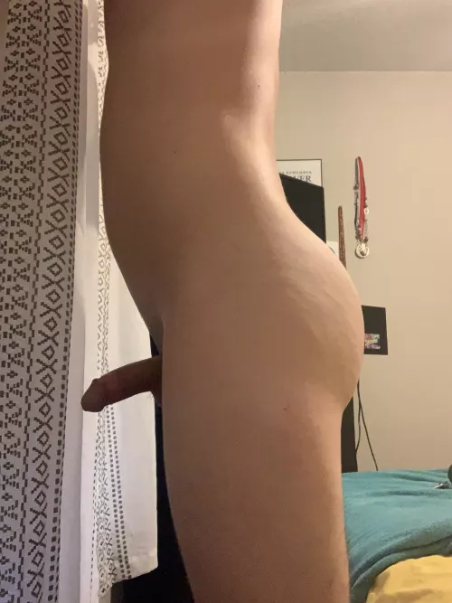 19 m new here by chickennuggettown