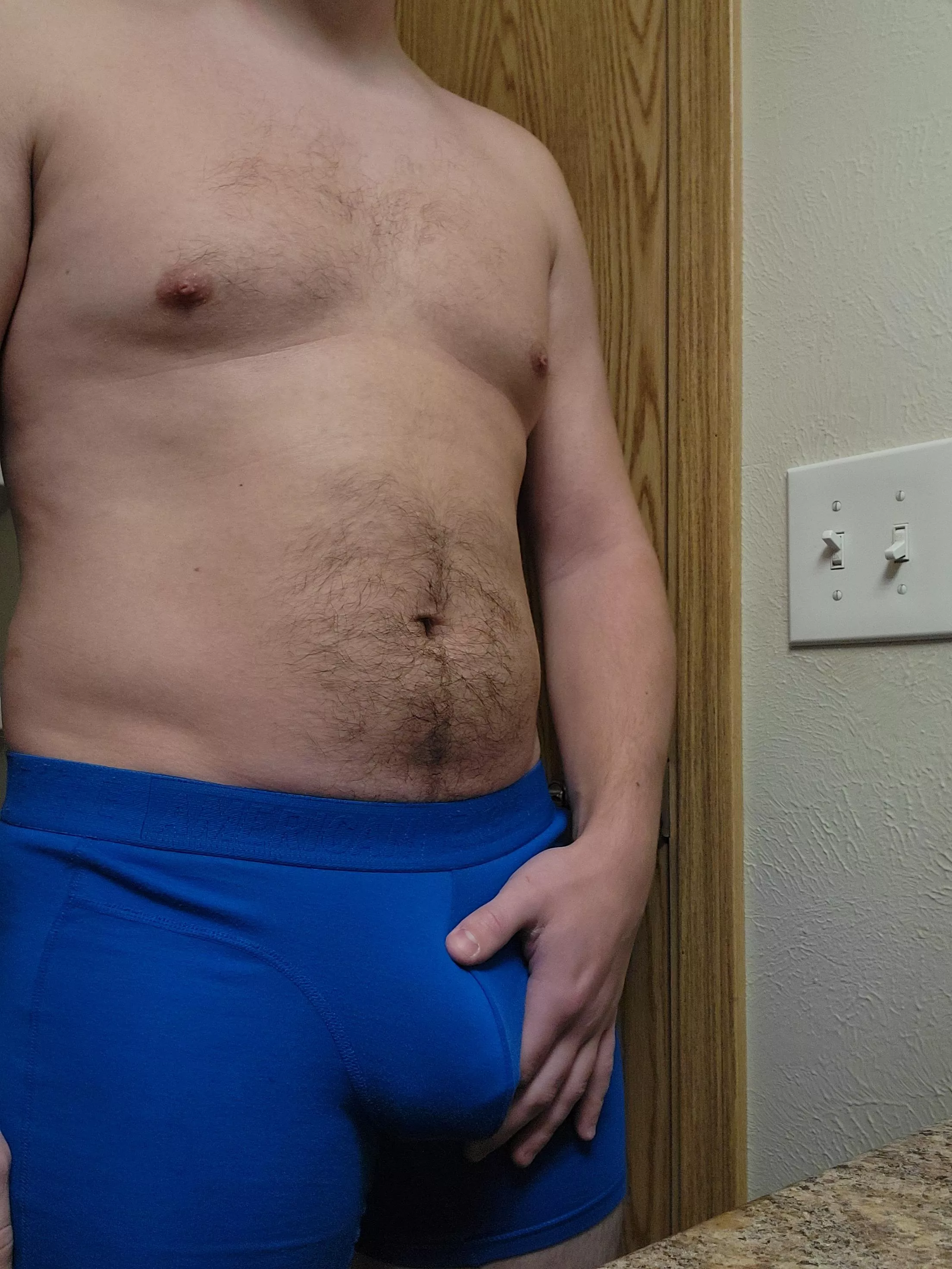 [25] Come rub my bulge posted by mt_guy123