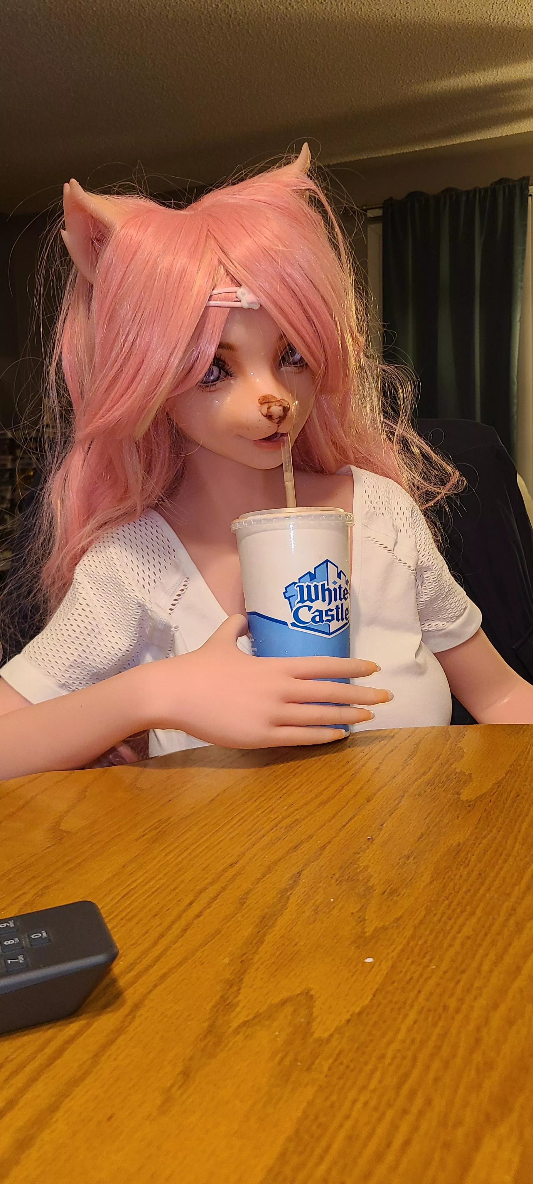 Ari said she wants a cheat shake posted by thatkurokitsune