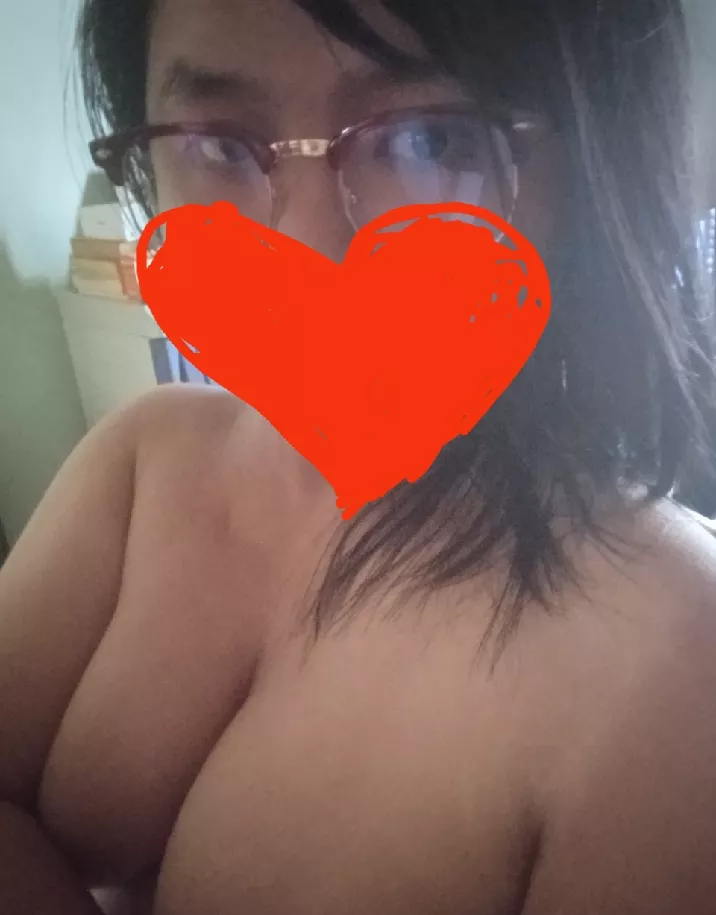[F] 🤓❤️ posted by Burn21out