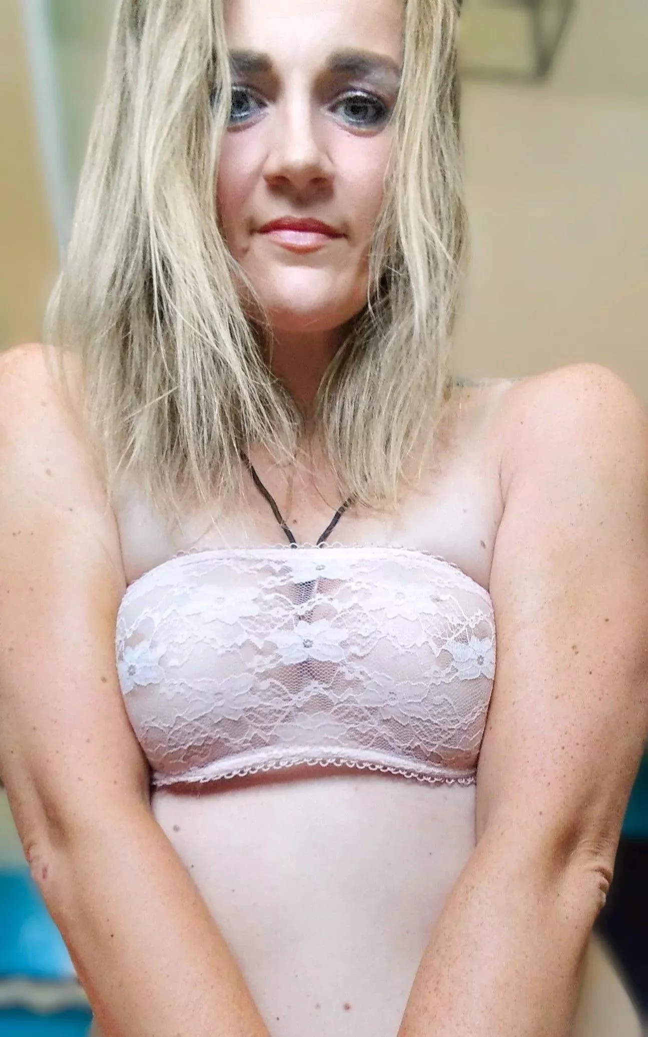 F41 peach skin and freckles posted by tilthecasketdrops