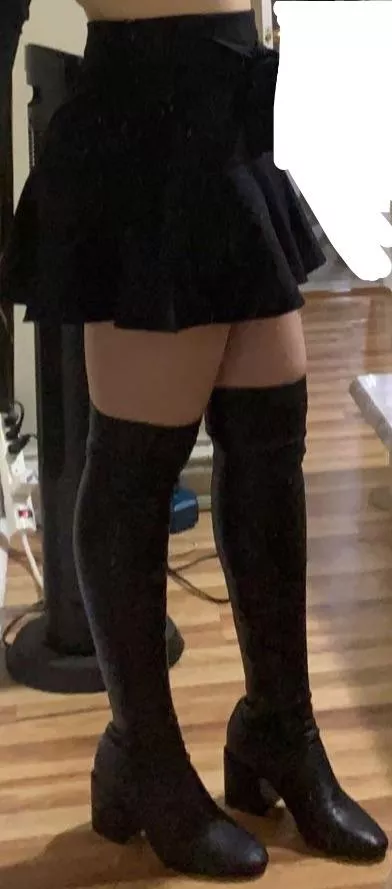 Glad to blue our my roommate posted by starsodreamy