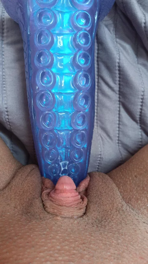 Gun with my new toy! by SexySamara