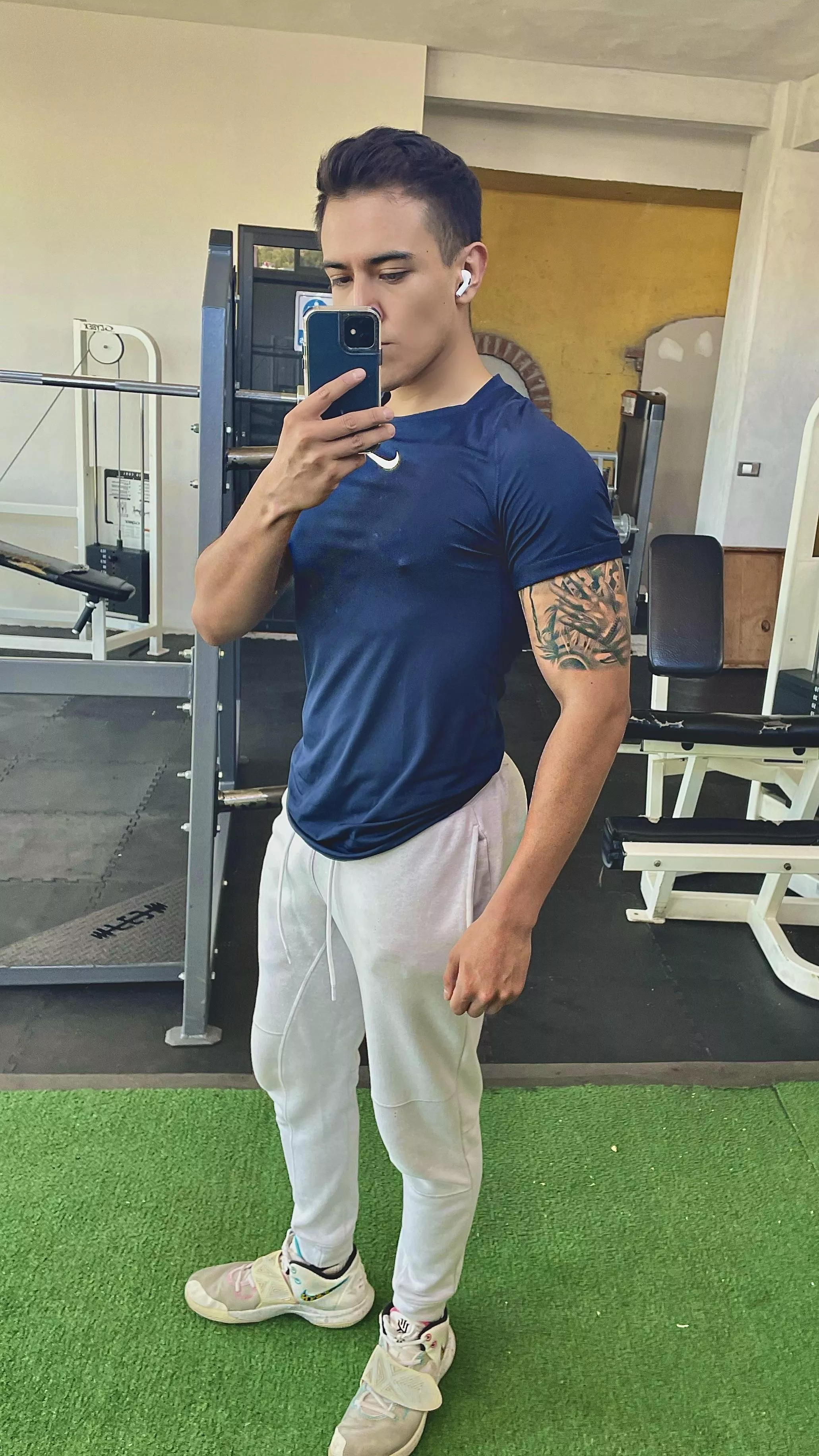 Happy Monday everyone! posted by CodiceQuetzal