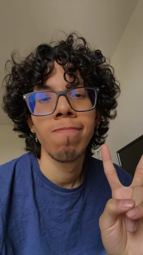 How’s everyone doing? by Josehenric