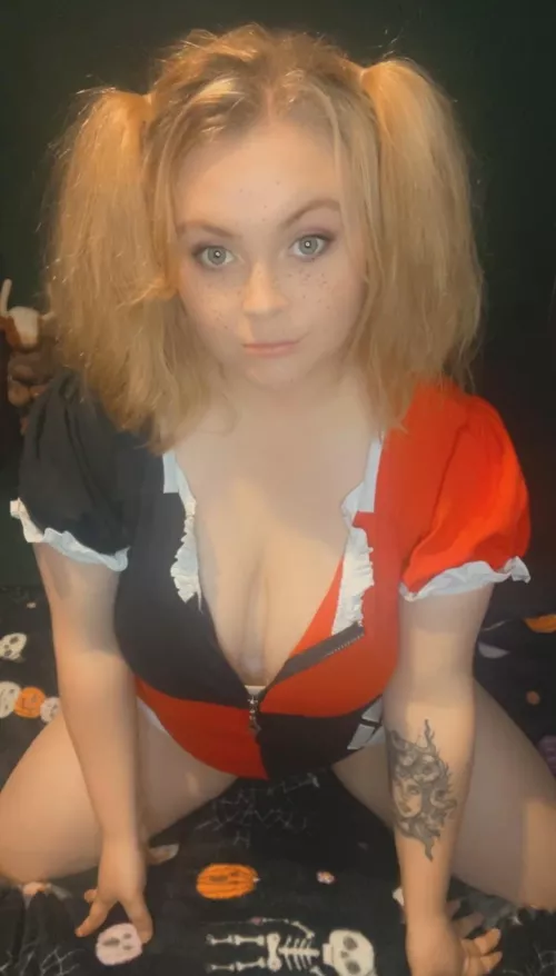 I love my new Harley Quinn onesie by EeveeGracex