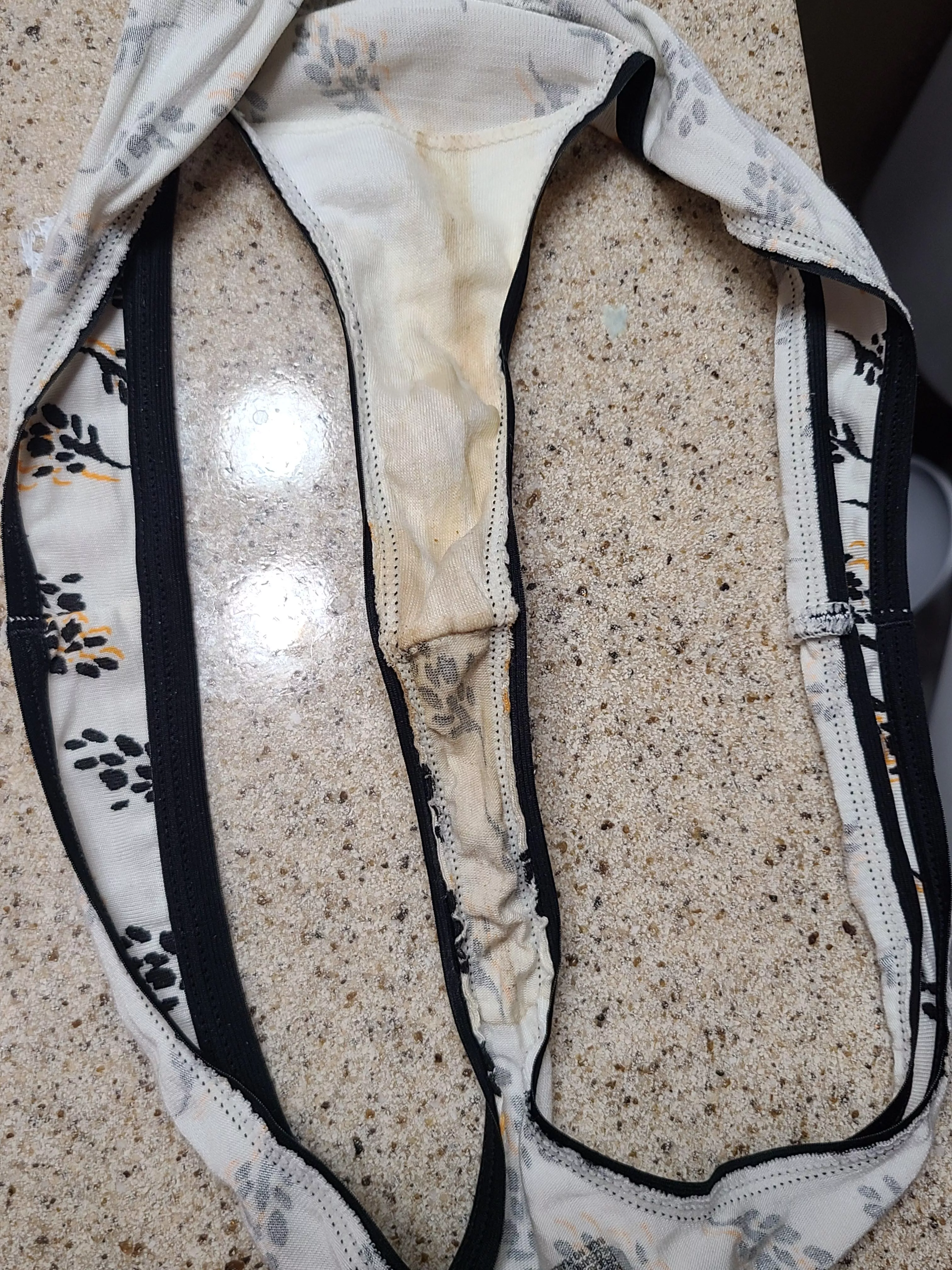 Nice and dirty thong! posted by drummer3088