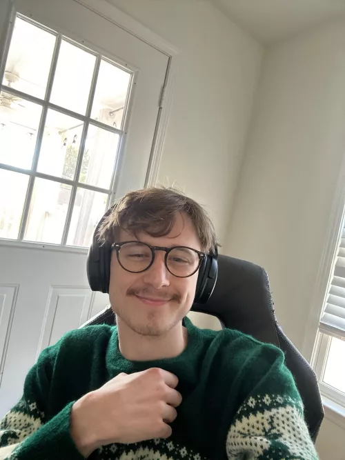 Playing League then a little Stardew later 🫣 by _dbn_