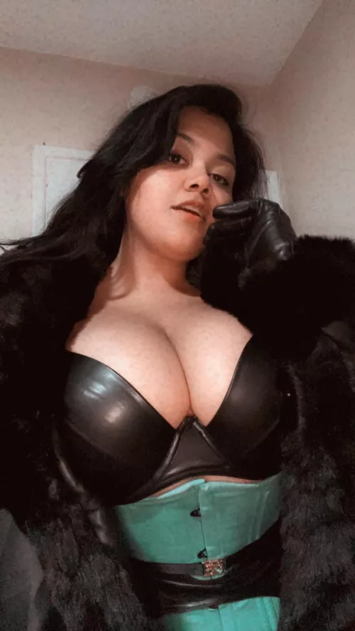 POV: You are my servant by yummmicecream