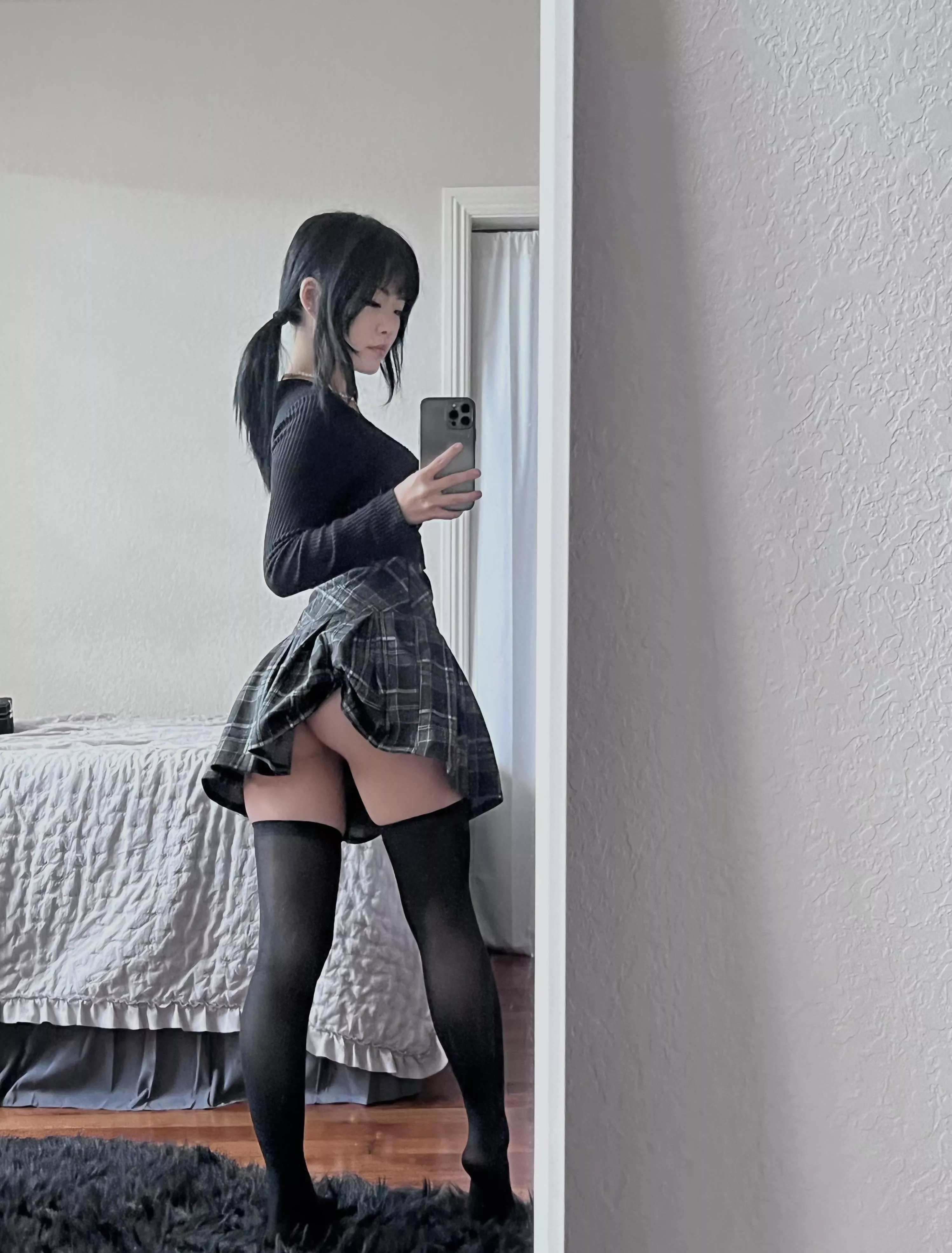 Rate my outfit 1-10 <3 posted by dystorra