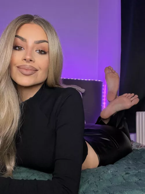 Want to taste those long toes? by ashleyysfeet