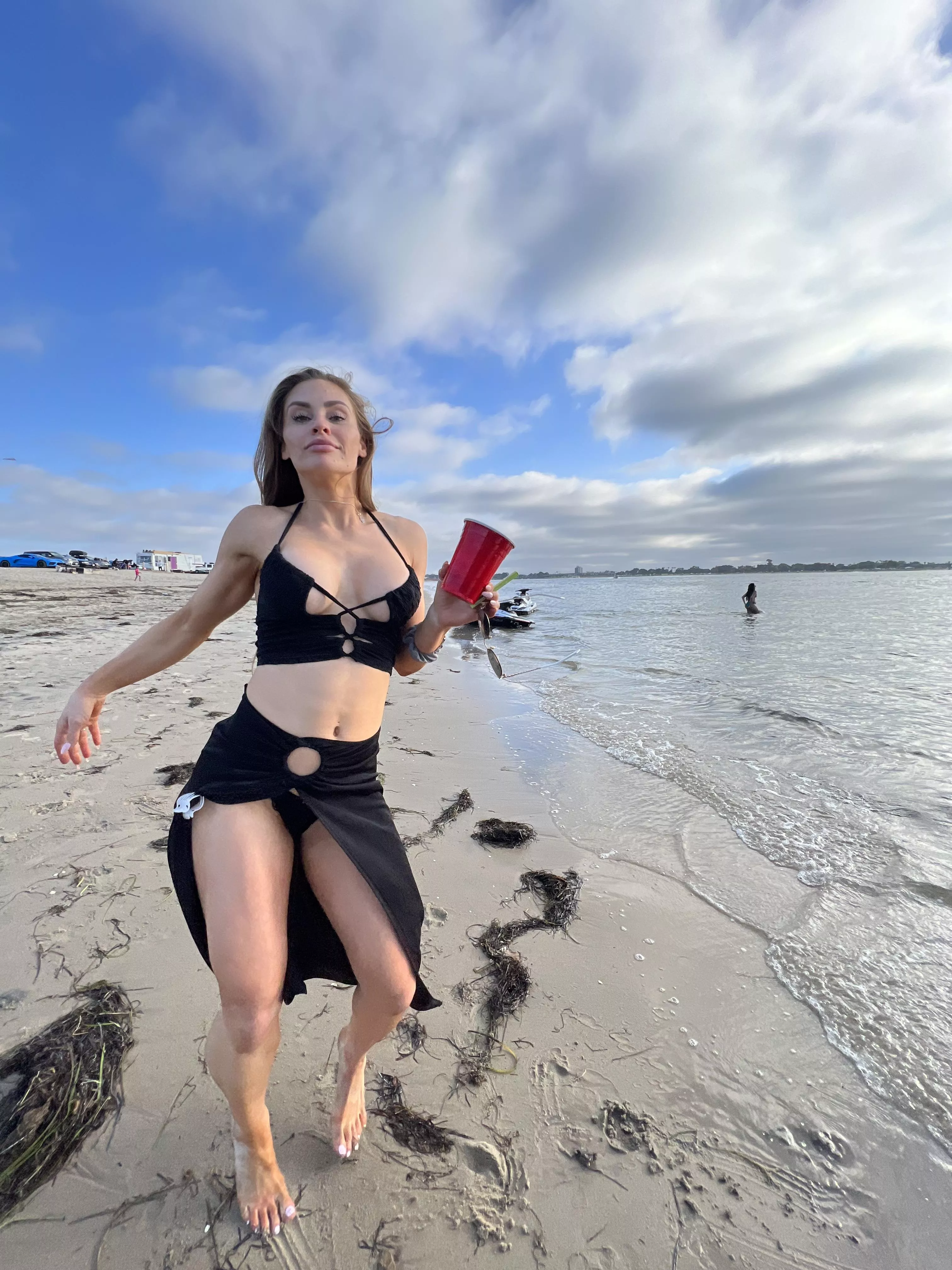 would you swim with me posted by HildegardeEdgar