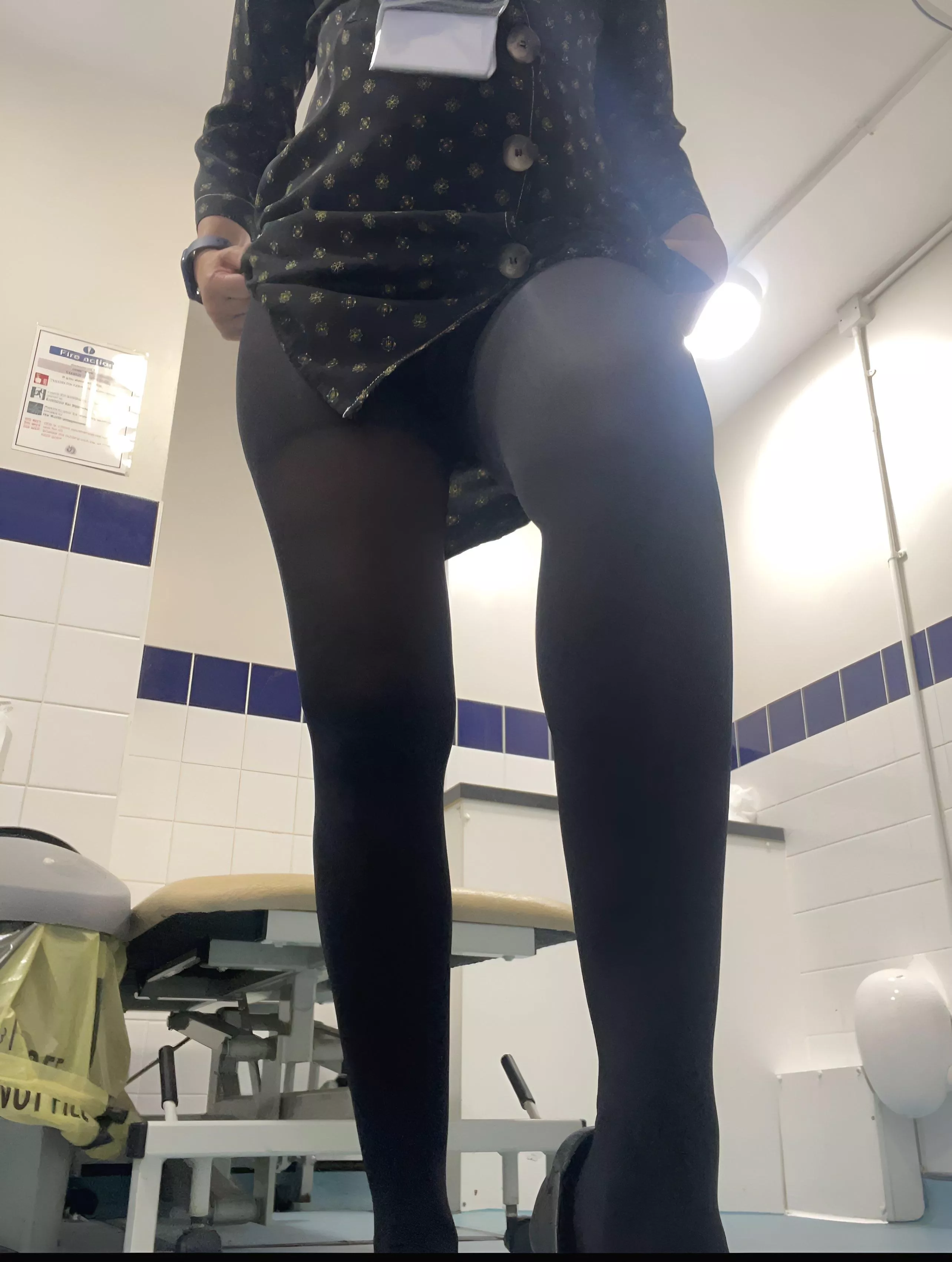 A little Upskirt at work [f] posted by pandora0405