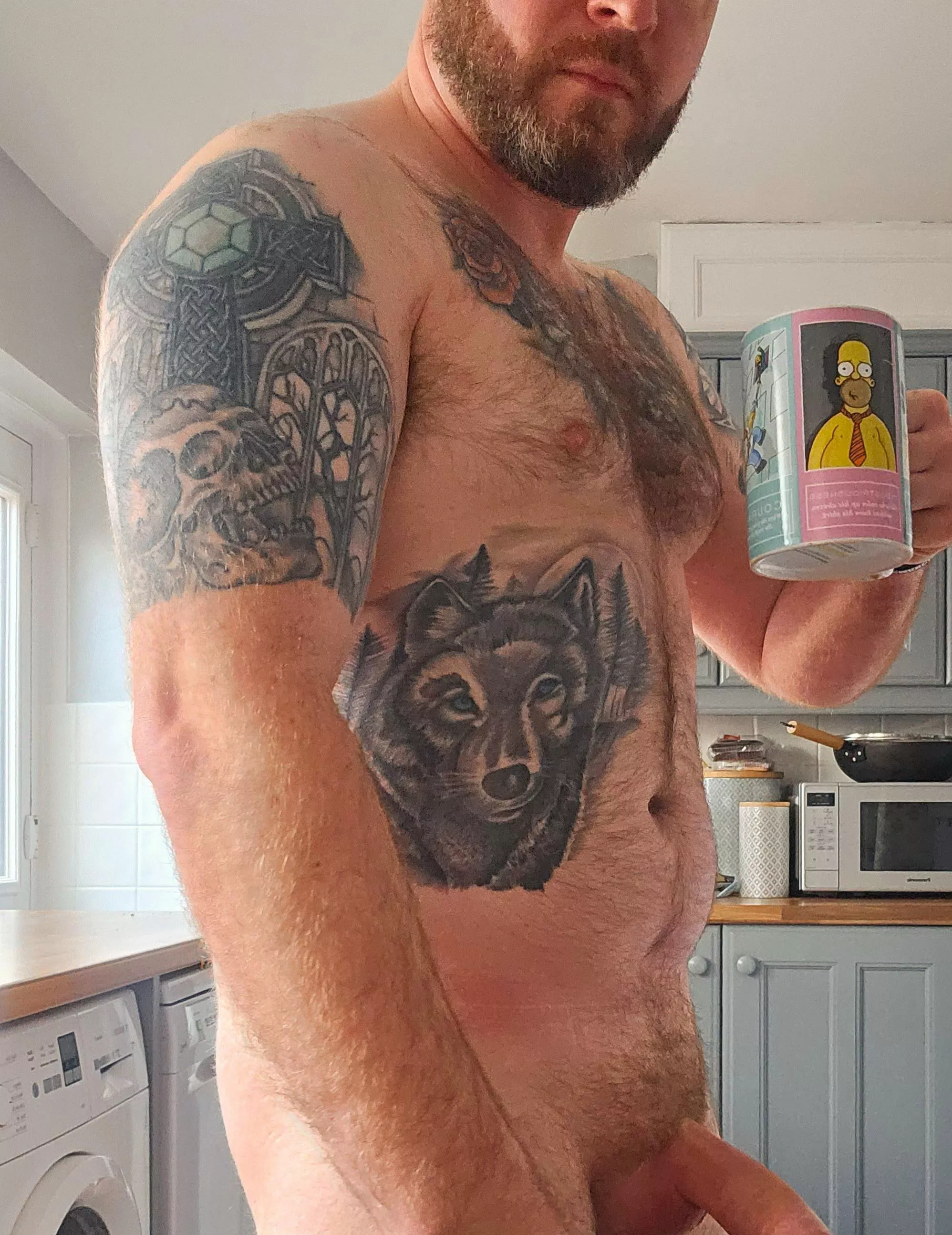 Abs are over rated right? I've been told dadbods are the new in thing? [37] posted by randomnorthener