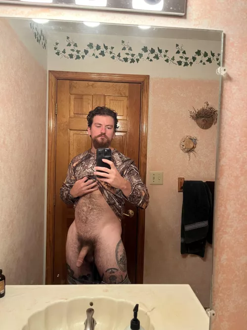 Before I go into the woods 😁 by t0nydi