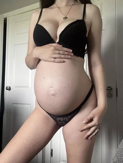 Condom or raw by babycakes965