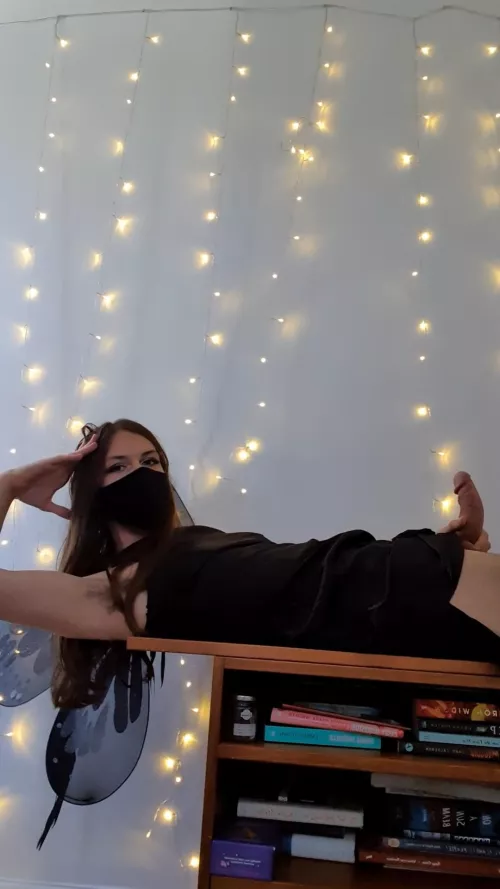 Do you like my curve? 😘 by prettylittliris