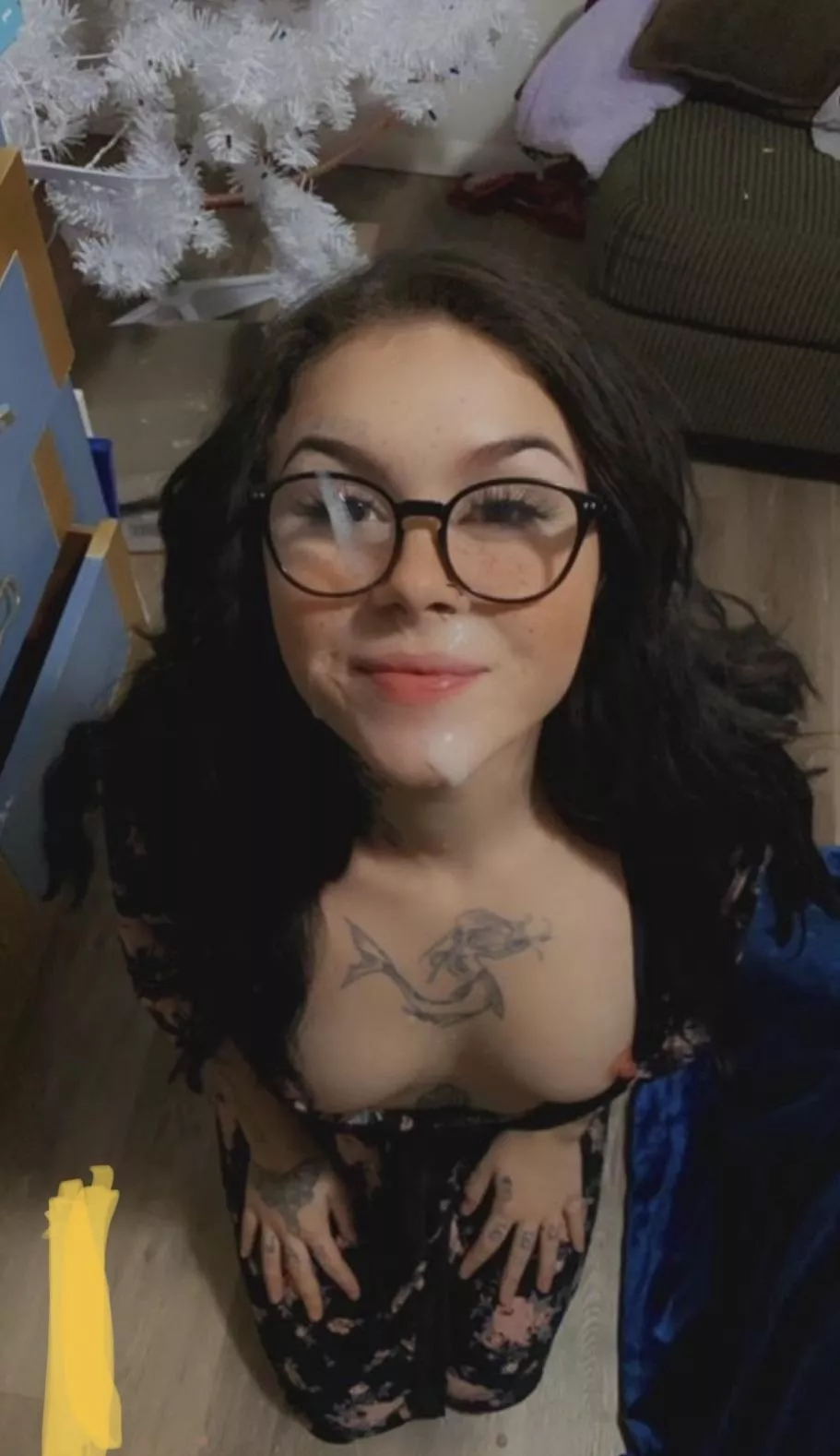 Do you prefer to cum on my face with glasses or not ? posted by daddys_girl_bee