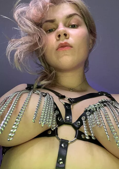 don't miss your chance to grab my tits. [F] by creamy_kelly_