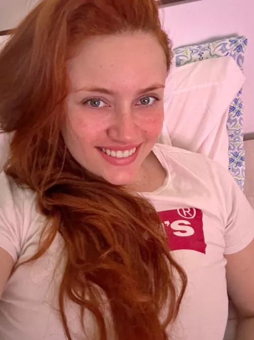 Freckles, smile and no bra by Puzzled_MJ