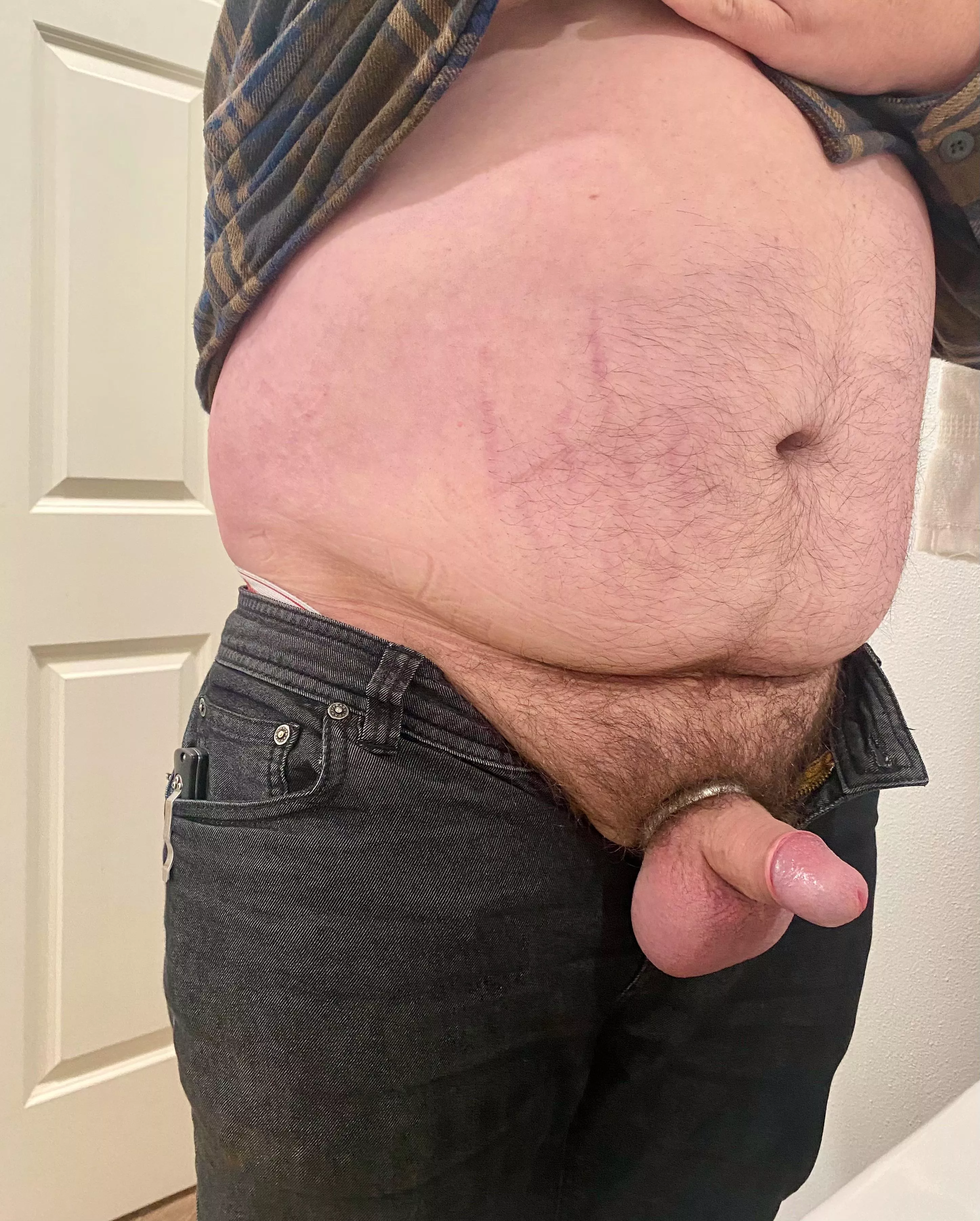 Got shy, but decided to come back out of the woods. [36] posted by Far-Pine-731