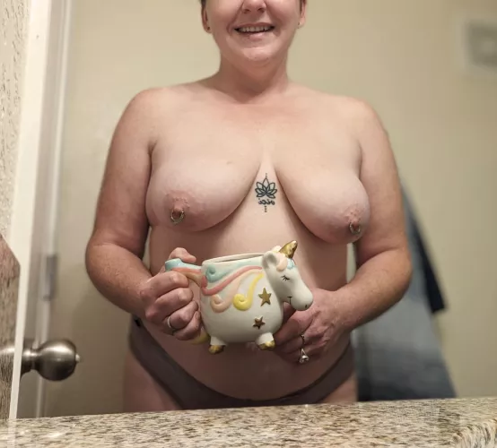 Happy hump day, CGW😘 by CrimsonFlutterBi