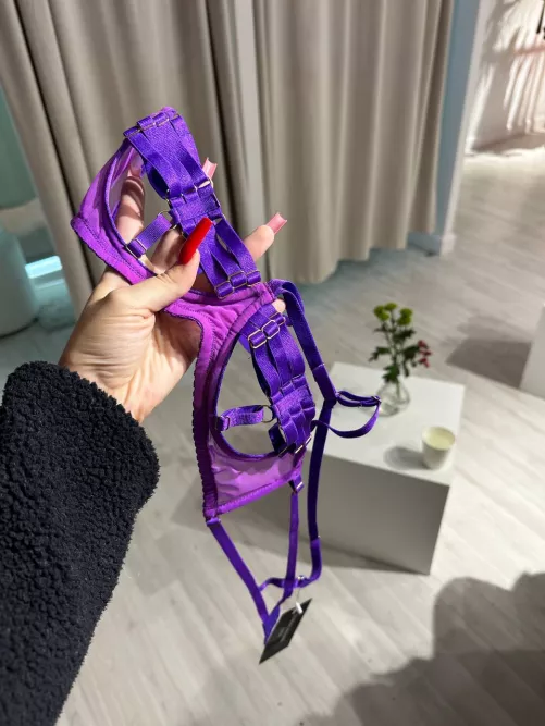 i love how long my nails are by strungdelorme