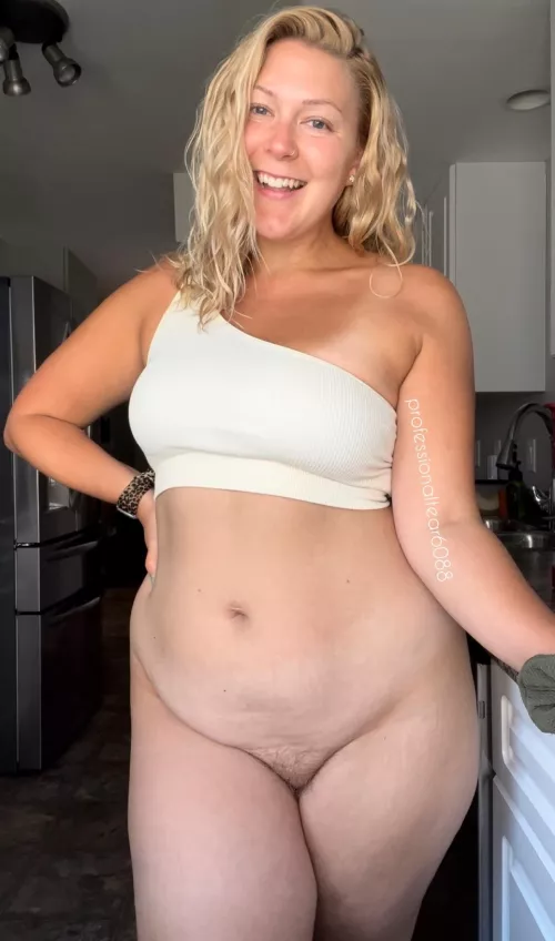 I’m blonde, but my bush still tries to stand out by ProfessionalTear6088