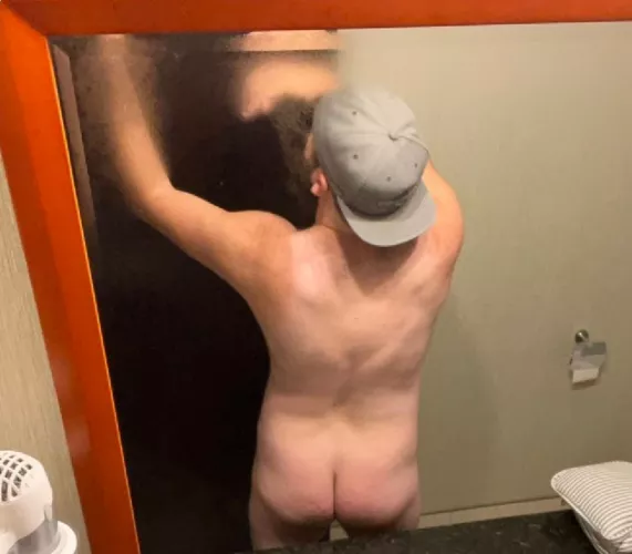 I've been known to squat on occasion. 😌😌 by BeardeddBombshell