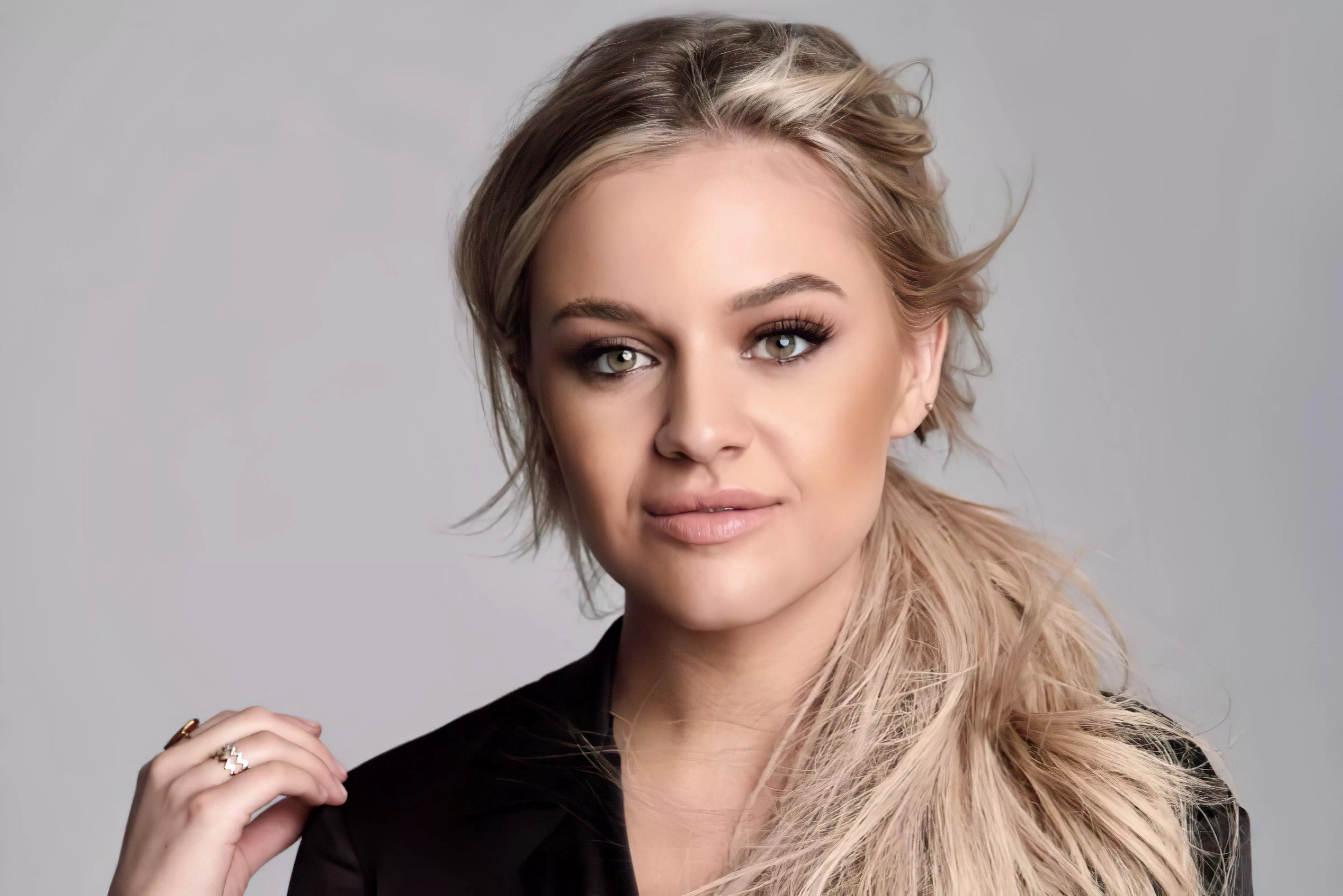 Kelsea Ballerini posted by cashmere1977-2