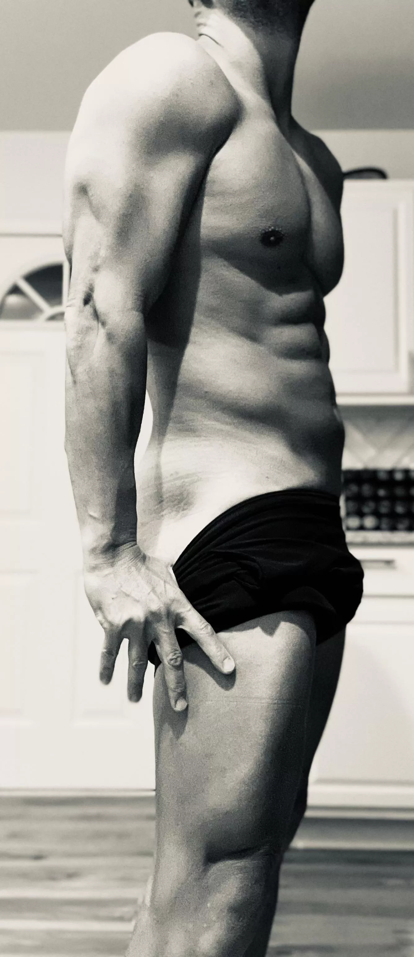 Monochrome Monday. Let me know if I can help you shake the Monday blues… posted by Future_Poolboy