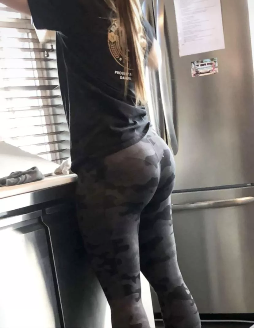My ass at work, would you hit on me? posted by Crazjocelyn
